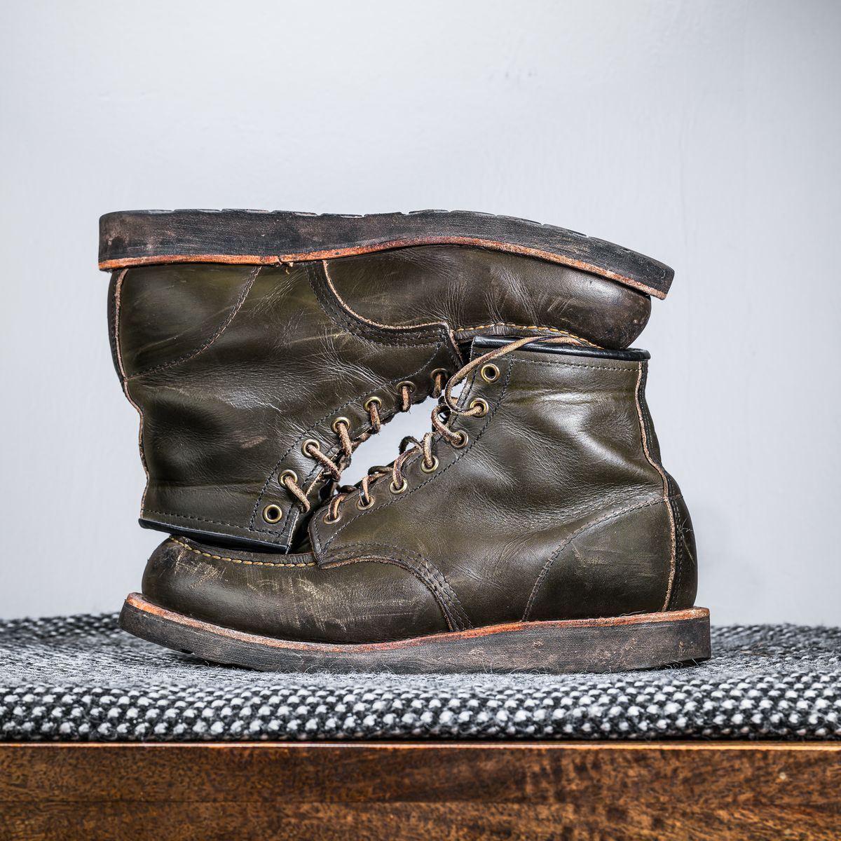 Photo by ABPhoto on February 2, 2024 of the Red Wing 6-Inch Classic Moc in S.B. Foot Alpine Portage.