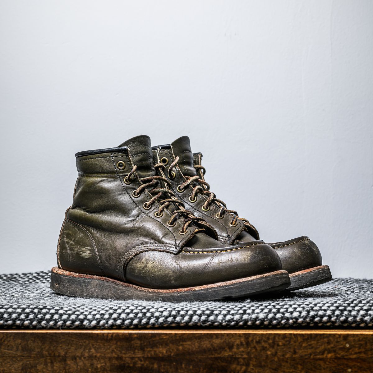 Photo by ABPhoto on February 2, 2024 of the Red Wing 6-Inch Classic Moc in S.B. Foot Alpine Portage.