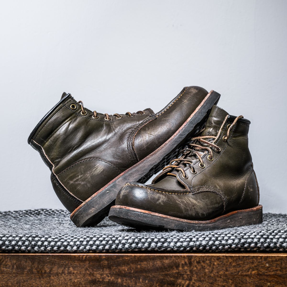 Photo by ABPhoto on February 2, 2024 of the Red Wing 6-Inch Classic Moc in S.B. Foot Alpine Portage.