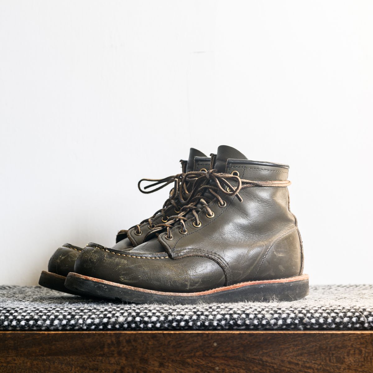 Photo by ABPhoto on March 1, 2024 of the Red Wing 6-Inch Classic Moc in S.B. Foot Alpine Portage.