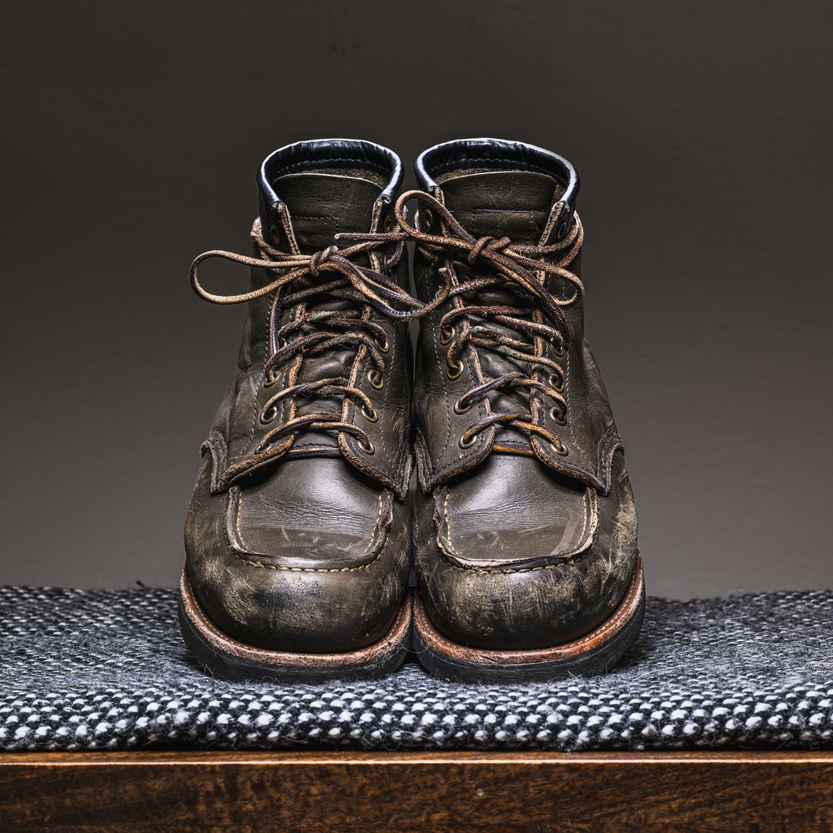 Photo by ABPhoto on April 3, 2024 of the Red Wing 6-Inch Classic Moc in S.B. Foot Alpine Portage.