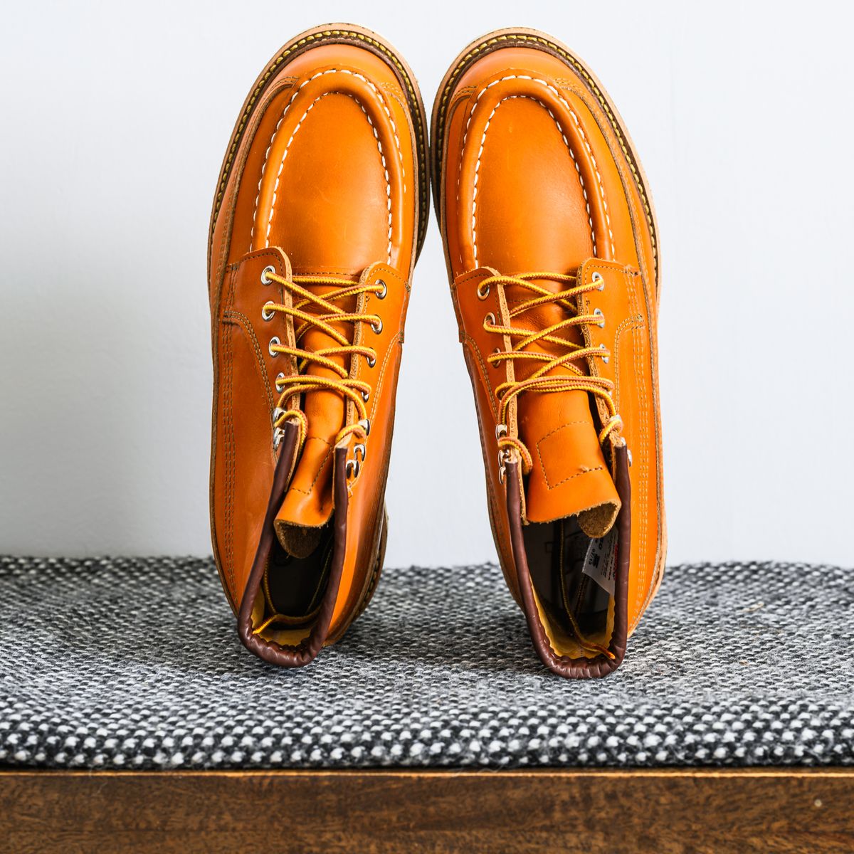 Photo by ABPhoto on February 17, 2024 of the Red Wing Irish Setter Canoe Moc in S.B. Foot Sequoia Gold Russet.