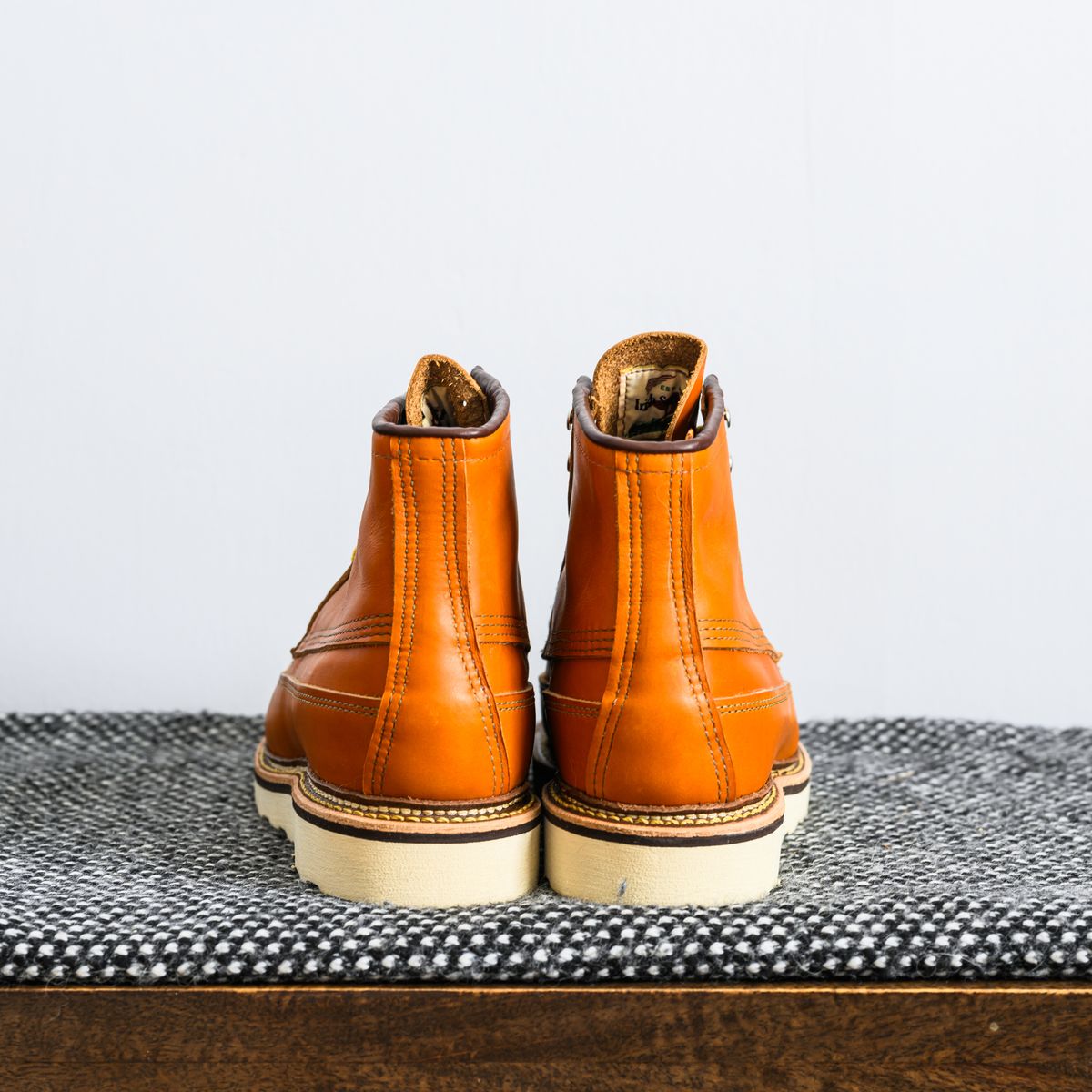Photo by ABPhoto on February 17, 2024 of the Red Wing Irish Setter Canoe Moc in S.B. Foot Sequoia Gold Russet.