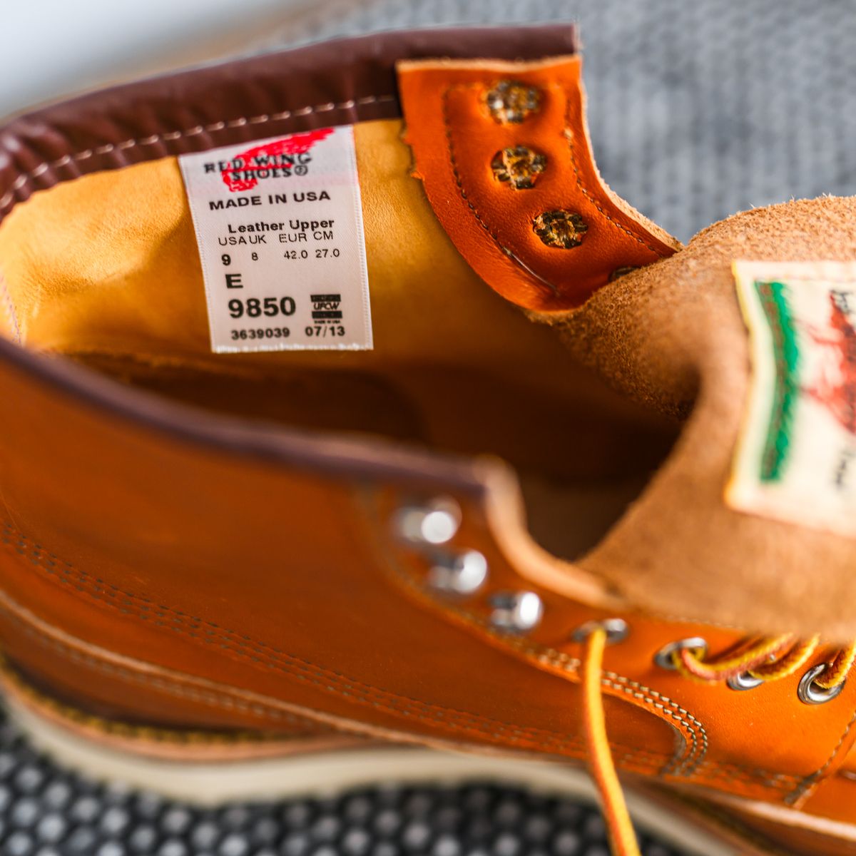 Photo by ABPhoto on February 17, 2024 of the Red Wing Irish Setter Canoe Moc in S.B. Foot Sequoia Gold Russet.