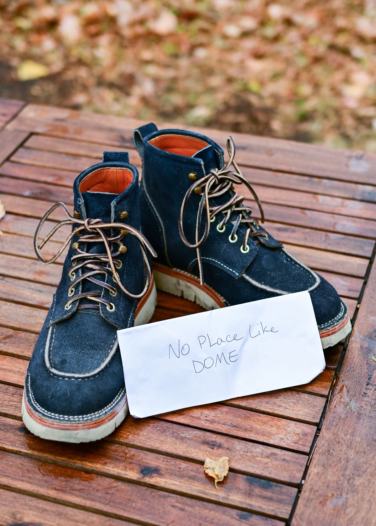 Photo by ABPhoto on November 5, 2022 of the Jakkrabbits Moc Toe Boot in Horween Navy Chamois Roughout.