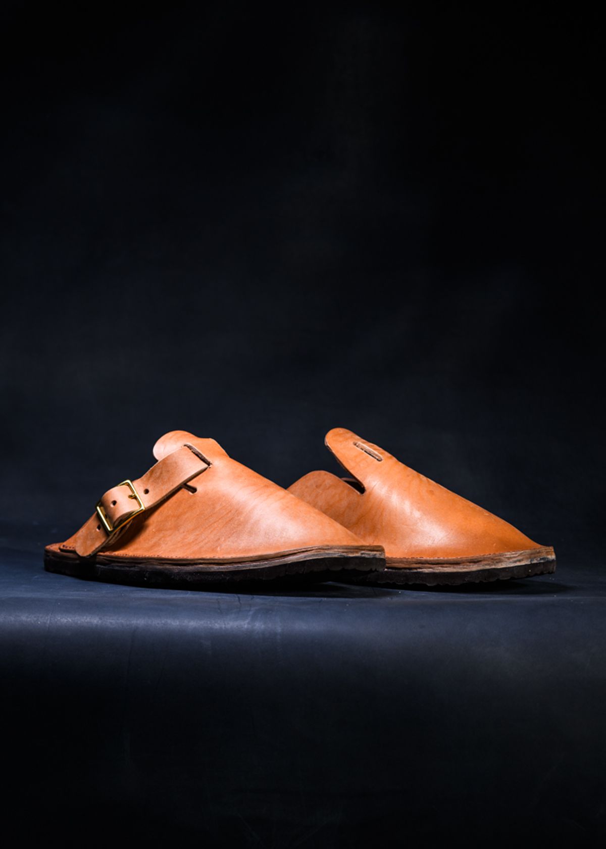 Photo by ABPhoto on February 26, 2026 of the Self-Made House Shoe in Horween Russet Horsehide Strips.