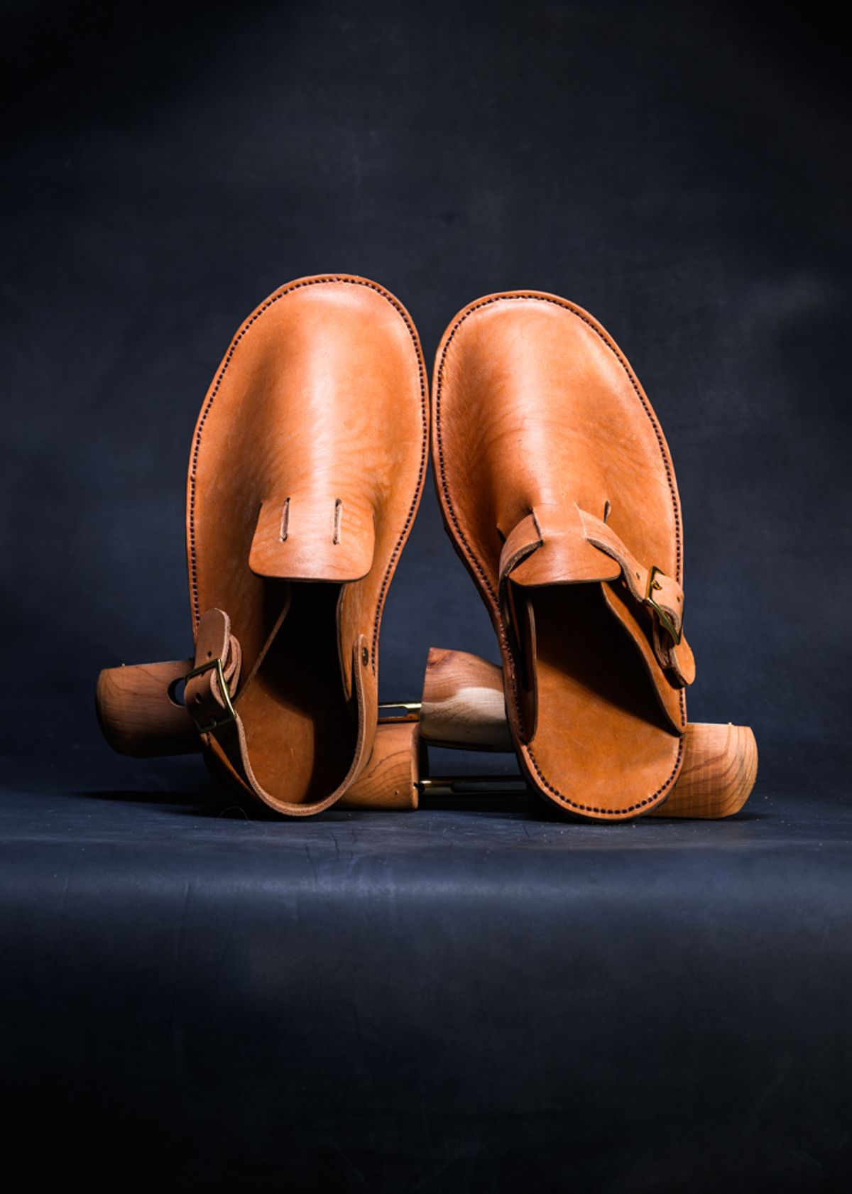Photo by ABPhoto on February 26, 2026 of the Self-Made House Shoe in Horween Russet Horsehide Strips.