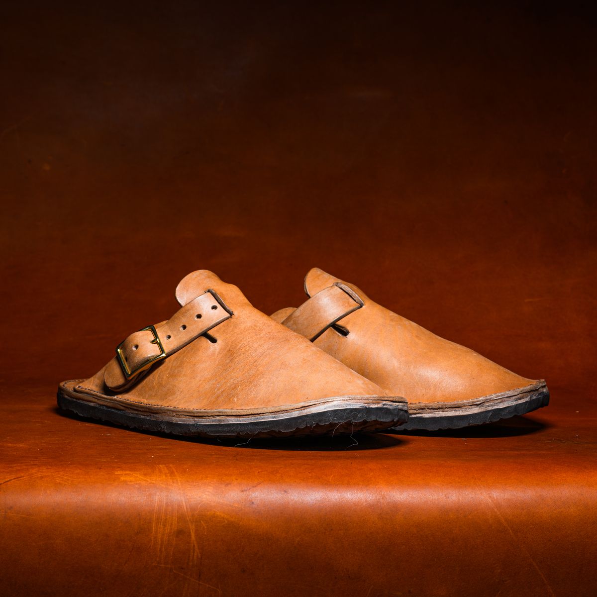 Photo by ABPhoto on April 1, 2026 of the Self-Made House Shoe in Horween Russet Horsehide Strips.
