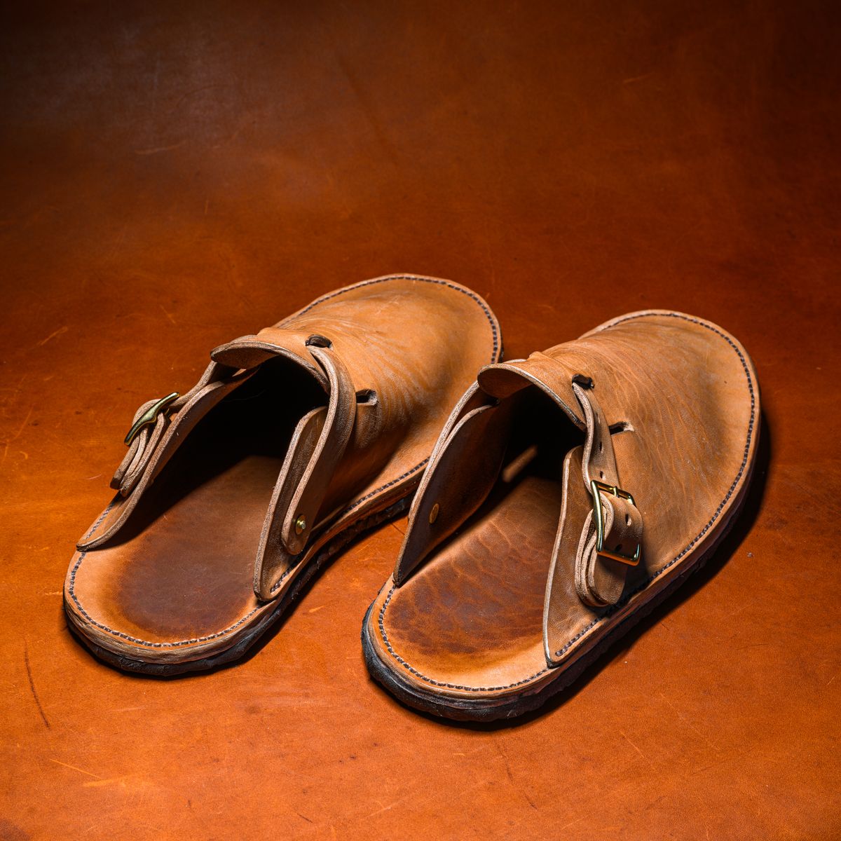 Photo by ABPhoto on April 1, 2026 of the Self-Made House Shoe in Horween Russet Horsehide Strips.