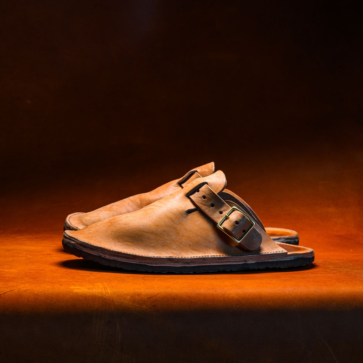 Photo by ABPhoto on April 1, 2026 of the Self-Made House Shoe in Horween Russet Horsehide Strips.