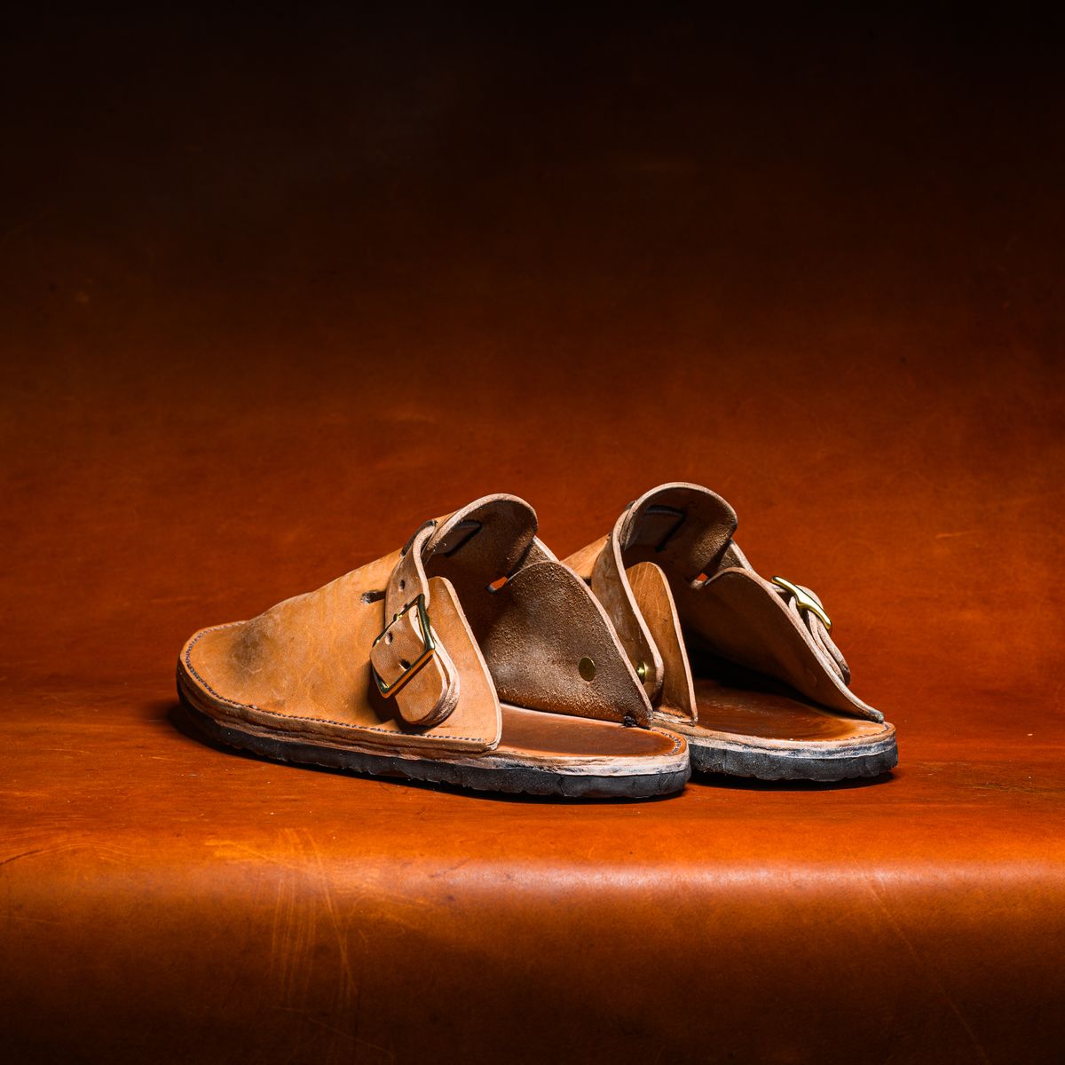 Photo by ABPhoto on April 1, 2026 of the Self-Made House Shoe in Horween Russet Horsehide Strips.