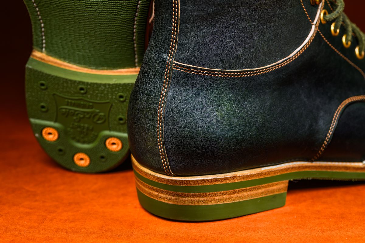 Photo by ABPhoto on October 31, 2025 of the Iron Boots x Østmo Type 1 in Maryam Dark Green Hand-Dyed Horsehide.