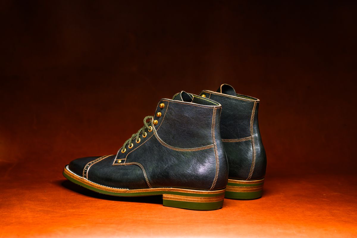 Photo by ABPhoto on October 31, 2025 of the Iron Boots x Østmo Type 1 in Maryam Dark Green Hand-Dyed Horsehide.