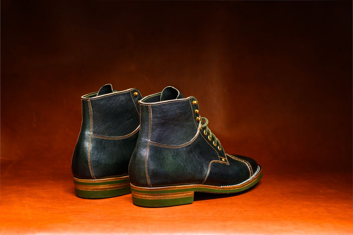 Photo by ABPhoto on October 31, 2025 of the Iron Boots x Østmo Type 1 in Maryam Dark Green Hand-Dyed Horsehide.