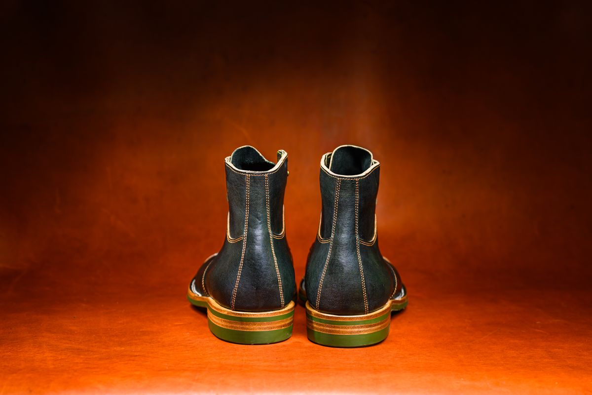 Photo by ABPhoto on October 31, 2025 of the Iron Boots x Østmo Type 1 in Maryam Dark Green Hand-Dyed Horsehide.