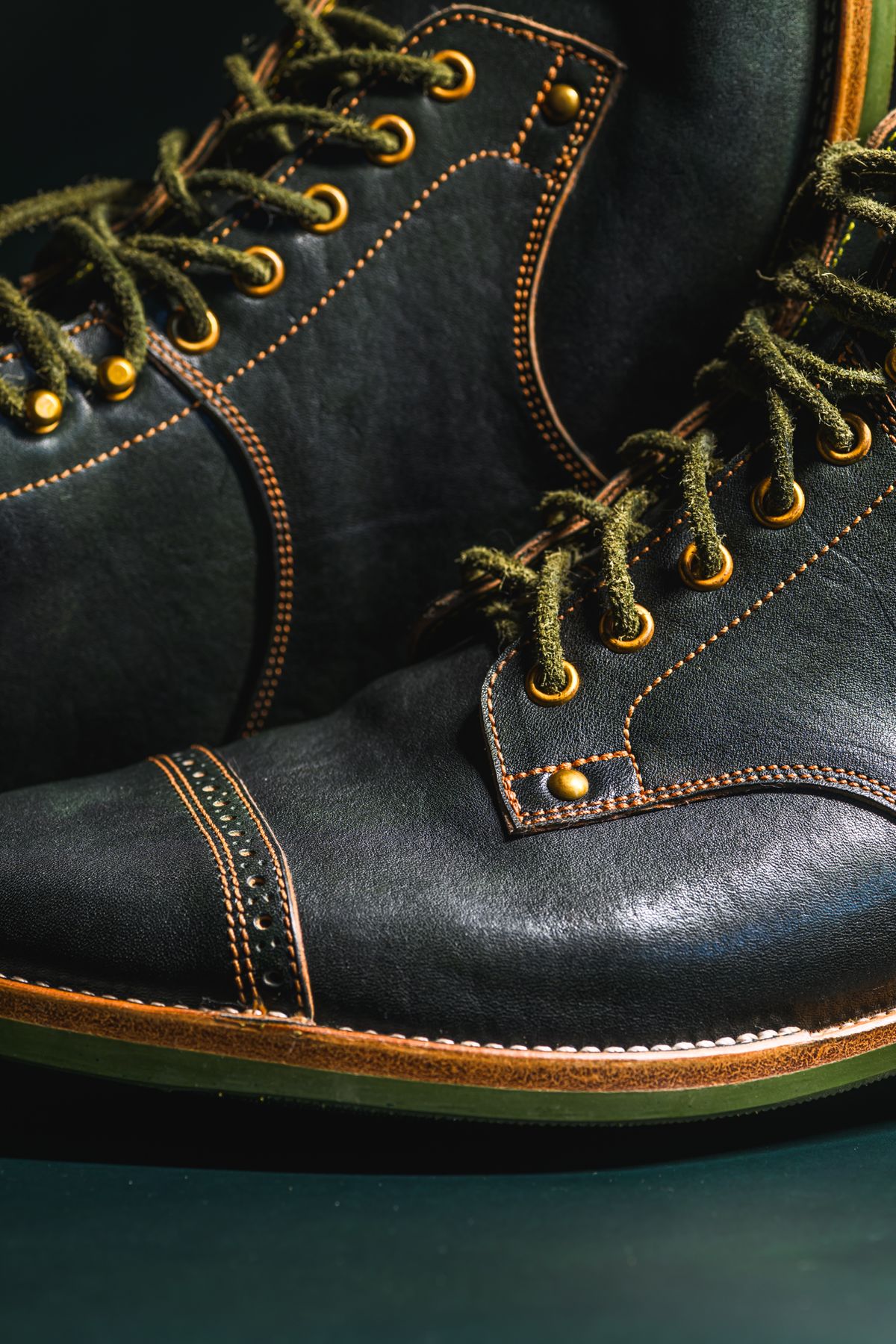 Photo by ABPhoto on December 1, 2025 of the Iron Boots x Østmo Type 1 in Maryam Dark Green Hand-Dyed Horsehide.