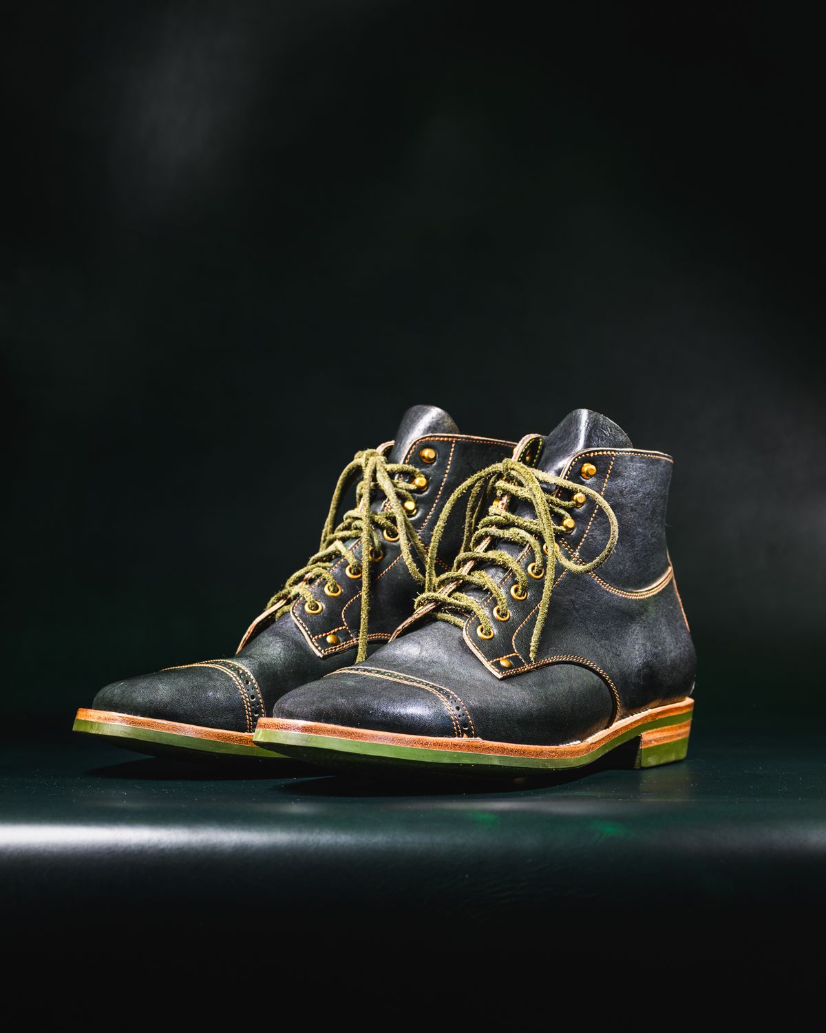 Photo by ABPhoto on December 1, 2025 of the Iron Boots x Østmo Type 1 in Maryam Dark Green Hand-Dyed Horsehide.