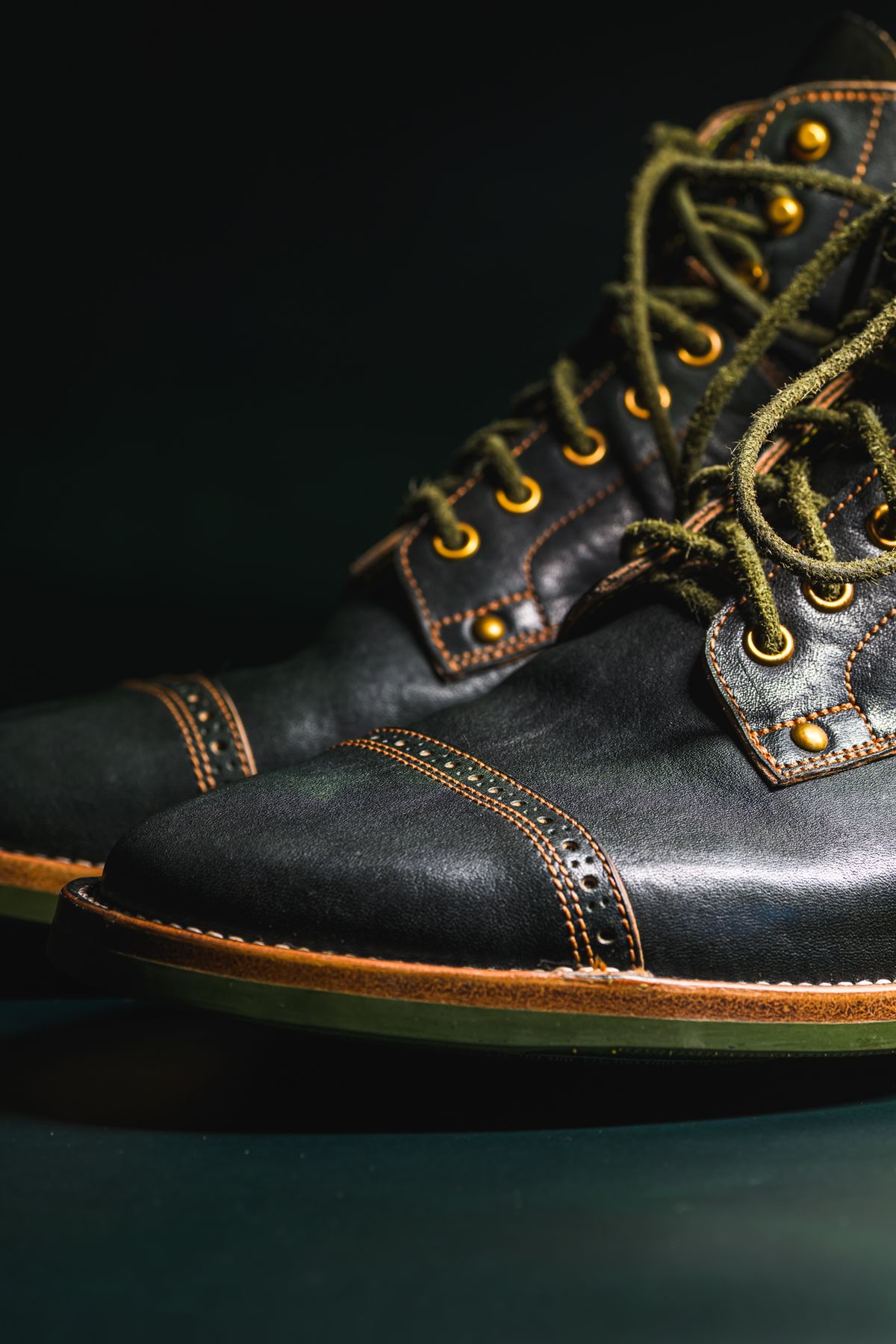 Photo by ABPhoto on December 1, 2025 of the Iron Boots x Østmo Type 1 in Maryam Dark Green Hand-Dyed Horsehide.