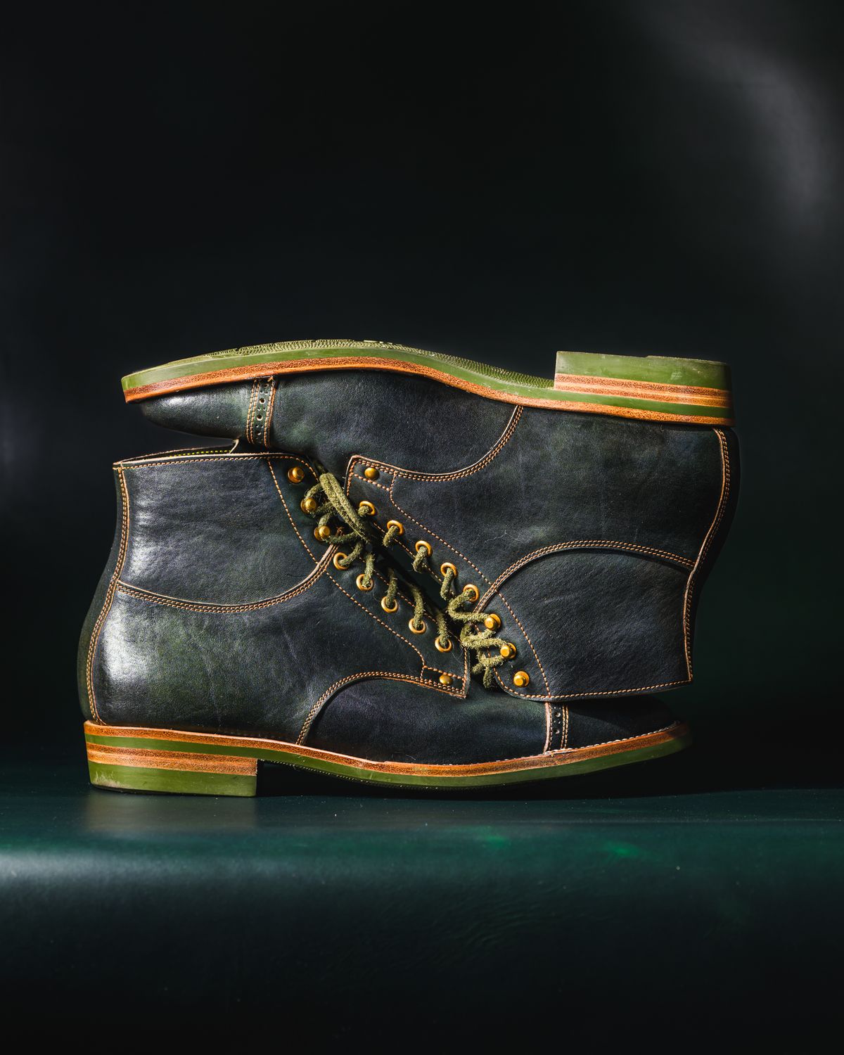 Photo by ABPhoto on December 1, 2025 of the Iron Boots x Østmo Type 1 in Maryam Dark Green Hand-Dyed Horsehide.