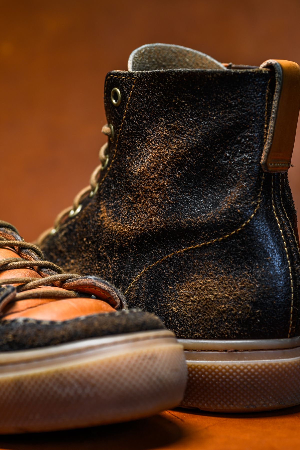 Photo by ABPhoto on January 28, 2026 of the BHHB Railtown in Horween Dark Brown Waxed Flesh & Wickett & Craig Russet Traditional Harness.