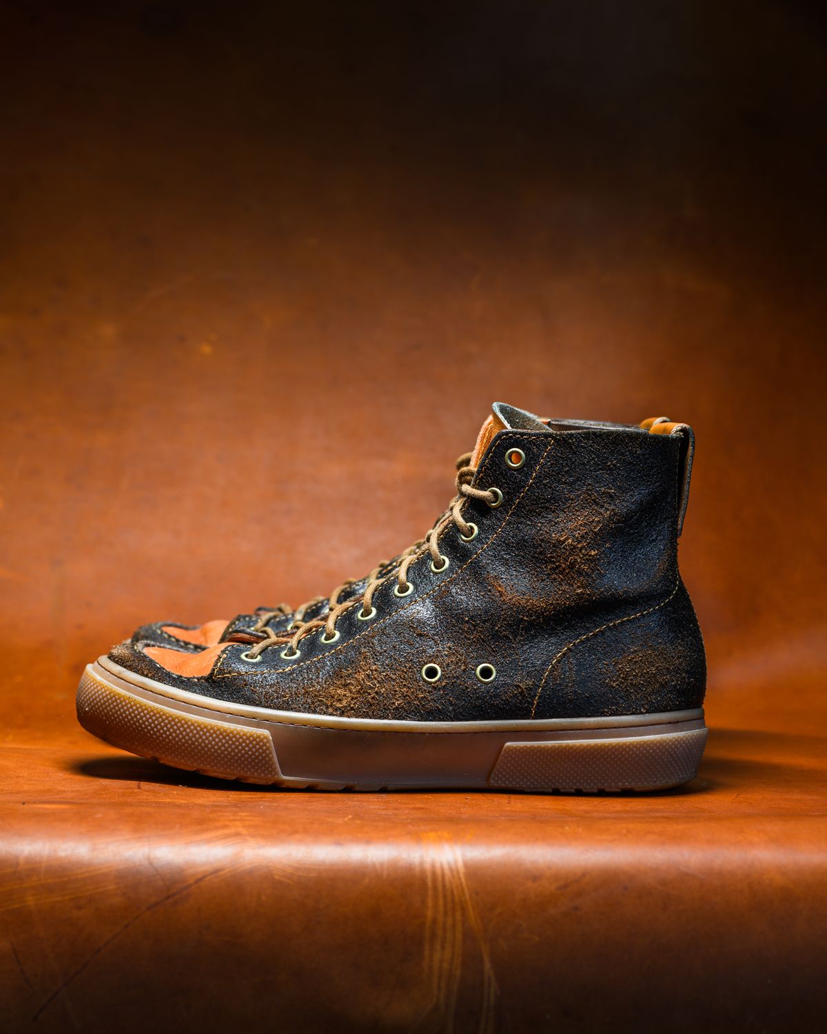 Photo by ABPhoto on January 28, 2026 of the BHHB Railtown in Horween Dark Brown Waxed Flesh & Wickett & Craig Russet Traditional Harness.