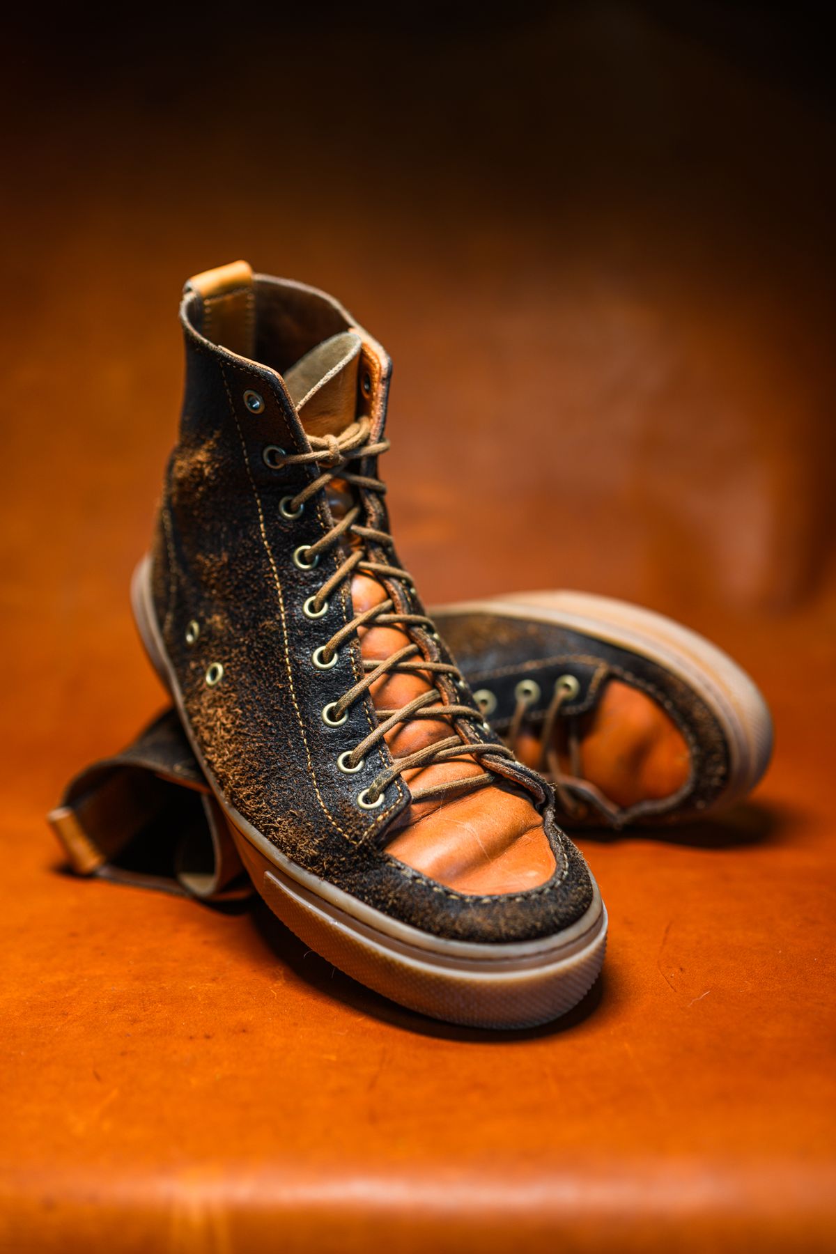 Photo by ABPhoto on January 28, 2026 of the BHHB Railtown in Horween Dark Brown Waxed Flesh & Wickett & Craig Russet Traditional Harness.