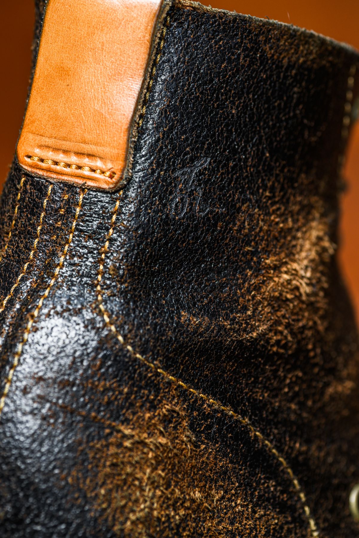 Photo by ABPhoto on January 28, 2026 of the BHHB Railtown in Horween Dark Brown Waxed Flesh & Wickett & Craig Russet Traditional Harness.