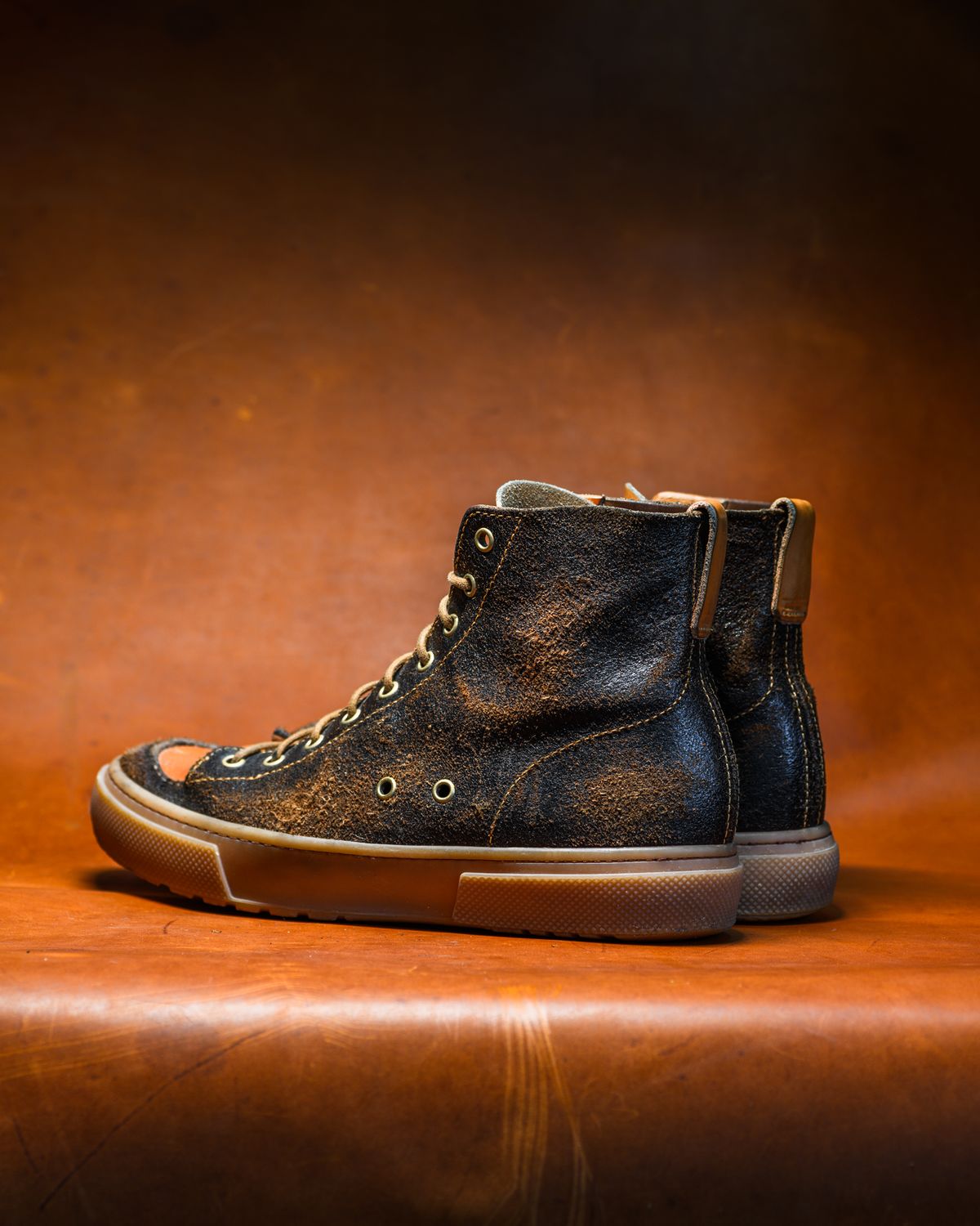 Photo by ABPhoto on January 28, 2026 of the BHHB Railtown in Horween Dark Brown Waxed Flesh & Wickett & Craig Russet Traditional Harness.