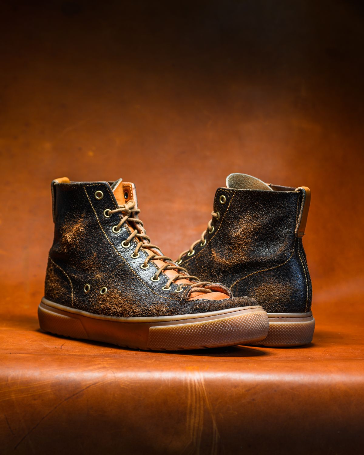 Photo by ABPhoto on January 28, 2026 of the BHHB Railtown in Horween Dark Brown Waxed Flesh & Wickett & Craig Russet Traditional Harness.