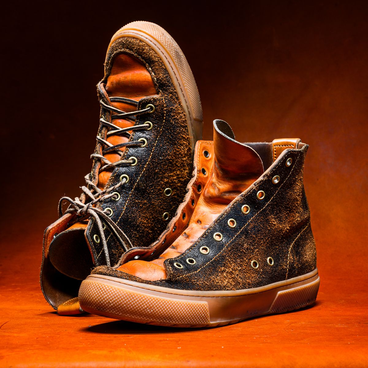 Photo by ABPhoto on April 1, 2026 of the BHHB Railtown in Horween Dark Brown Waxed Flesh & Wickett & Craig Russet Traditional Harness.