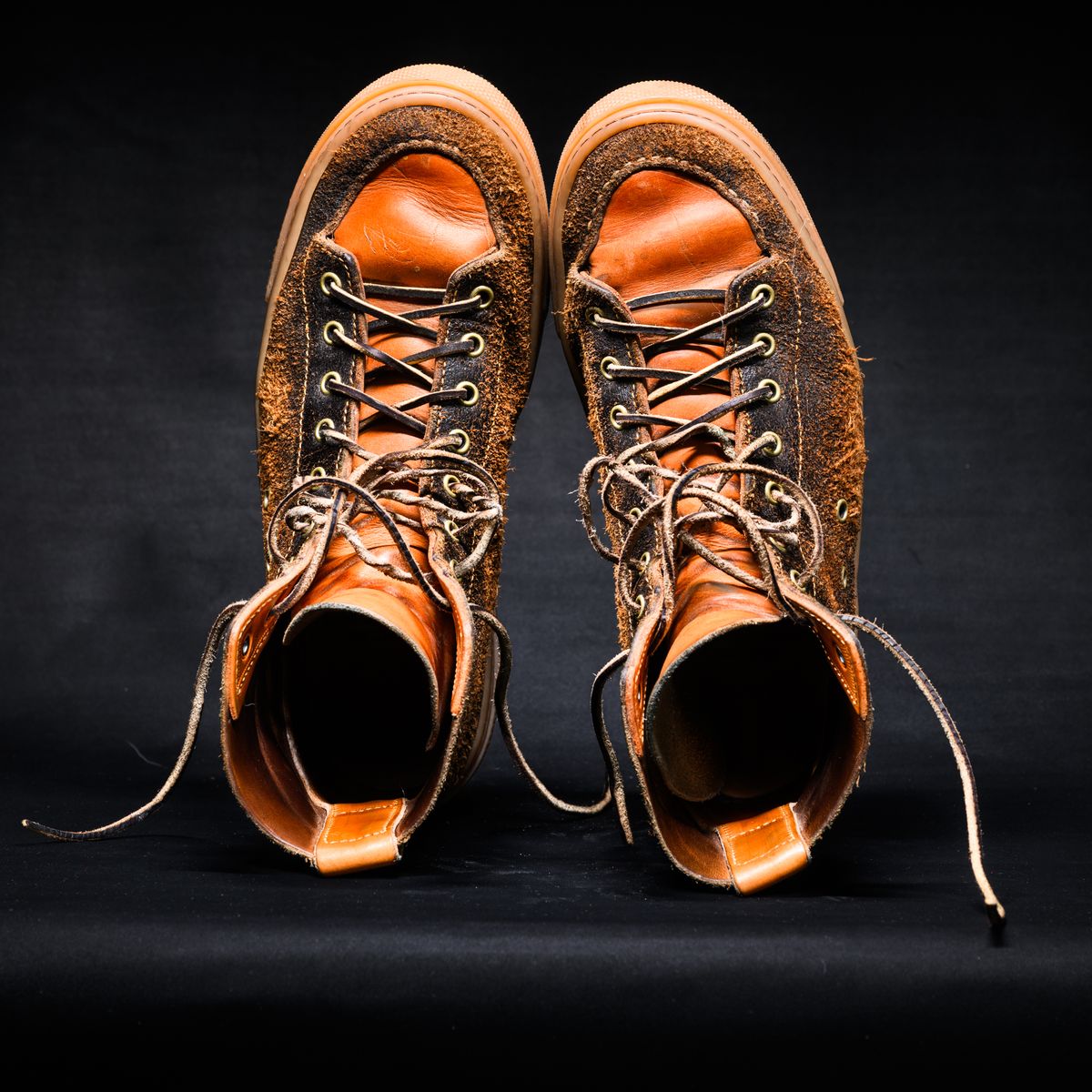 Photo by ABPhoto on April 1, 2026 of the BHHB Railtown in Horween Dark Brown Waxed Flesh & Wickett & Craig Russet Traditional Harness.