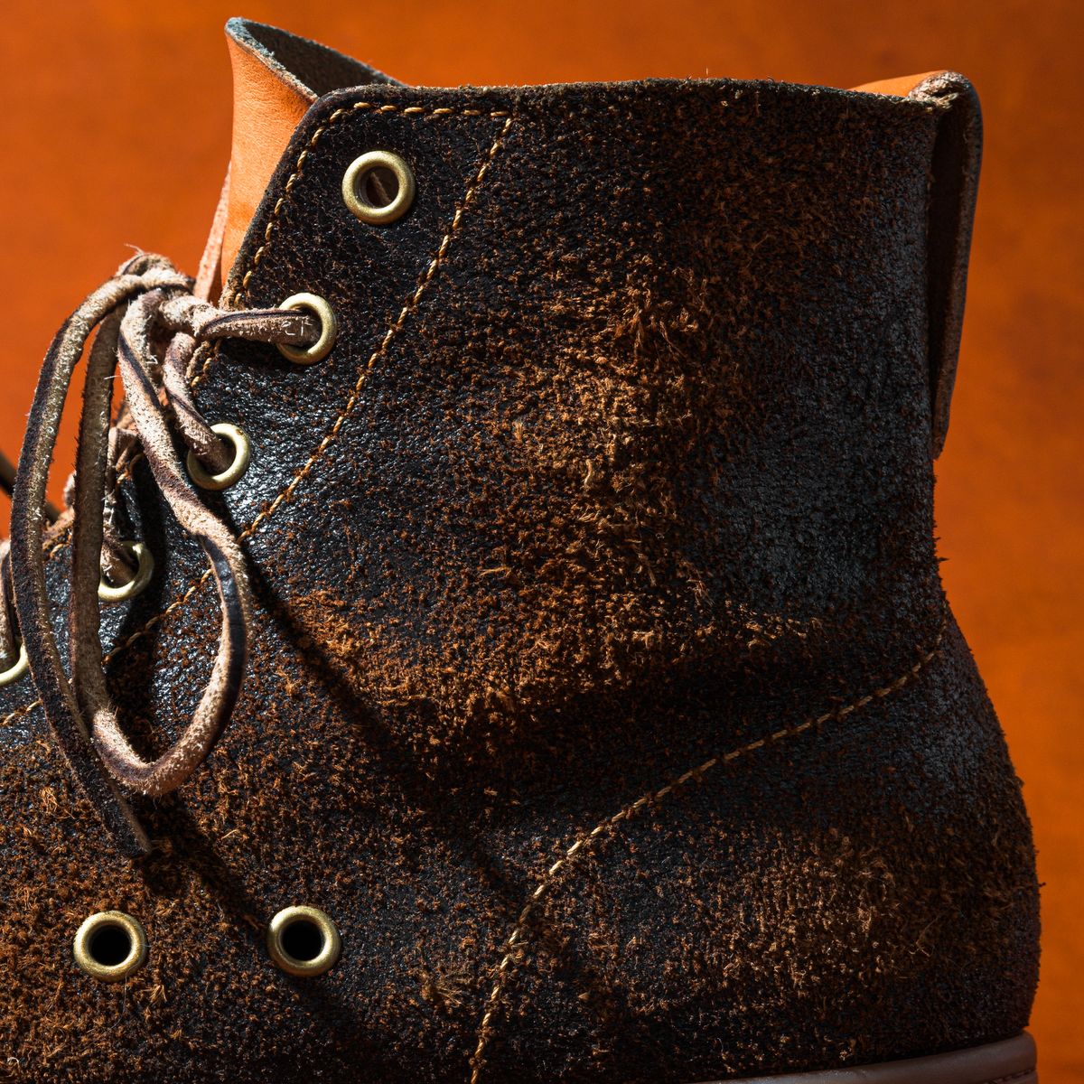 Photo by ABPhoto on April 1, 2026 of the BHHB Railtown in Horween Dark Brown Waxed Flesh & Wickett & Craig Russet Traditional Harness.