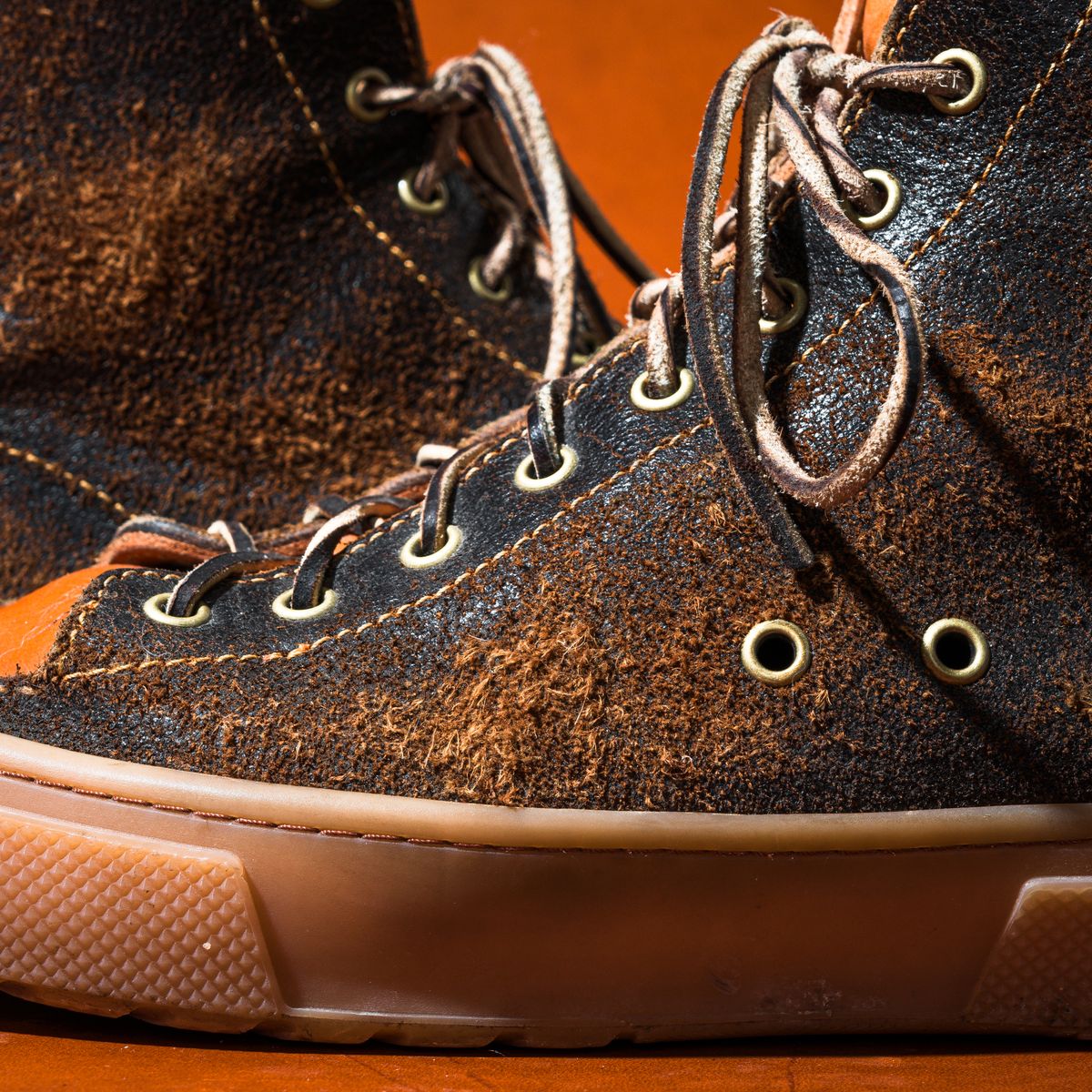 Photo by ABPhoto on April 1, 2026 of the BHHB Railtown in Horween Dark Brown Waxed Flesh & Wickett & Craig Russet Traditional Harness.