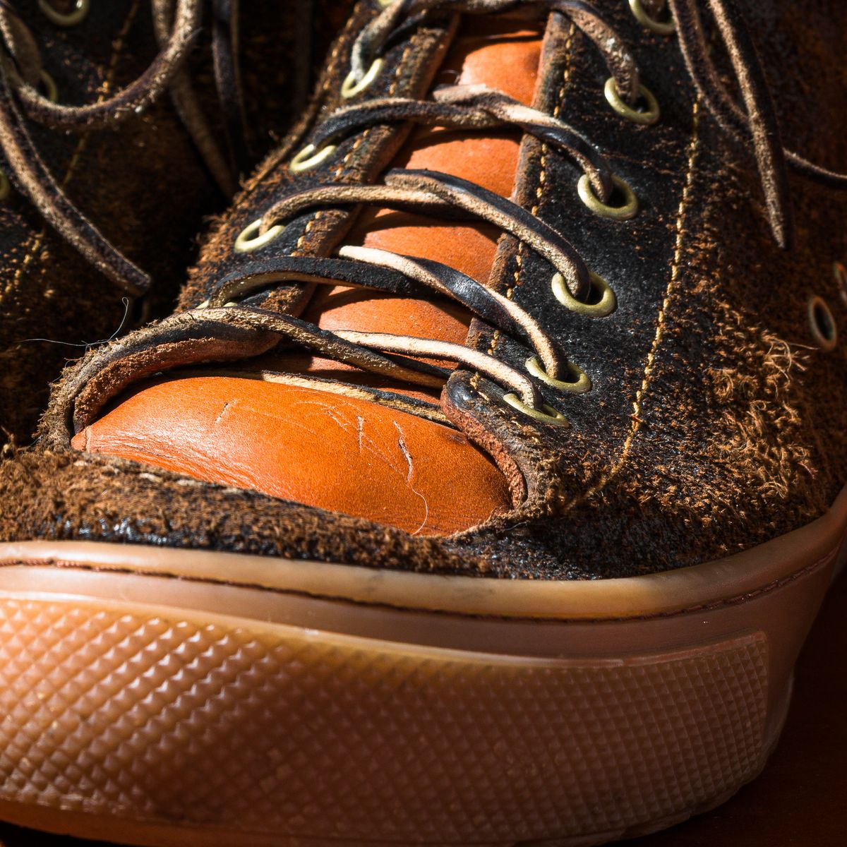 Photo by ABPhoto on April 1, 2026 of the BHHB Railtown in Horween Dark Brown Waxed Flesh & Wickett & Craig Russet Traditional Harness.