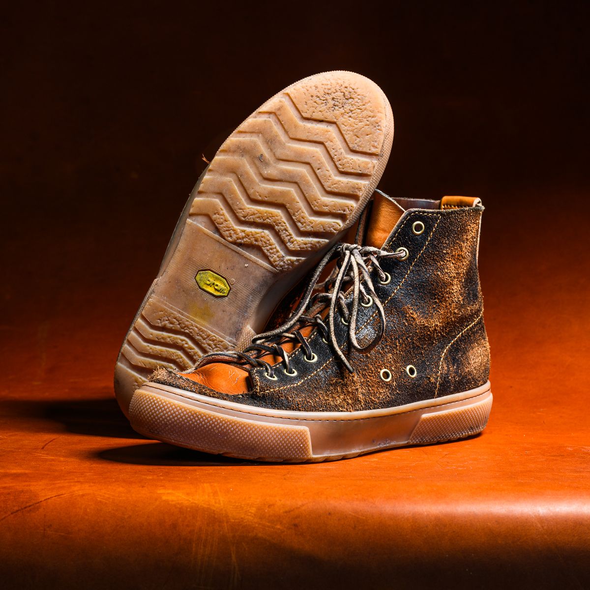 Photo by ABPhoto on April 1, 2026 of the BHHB Railtown in Horween Dark Brown Waxed Flesh & Wickett & Craig Russet Traditional Harness.