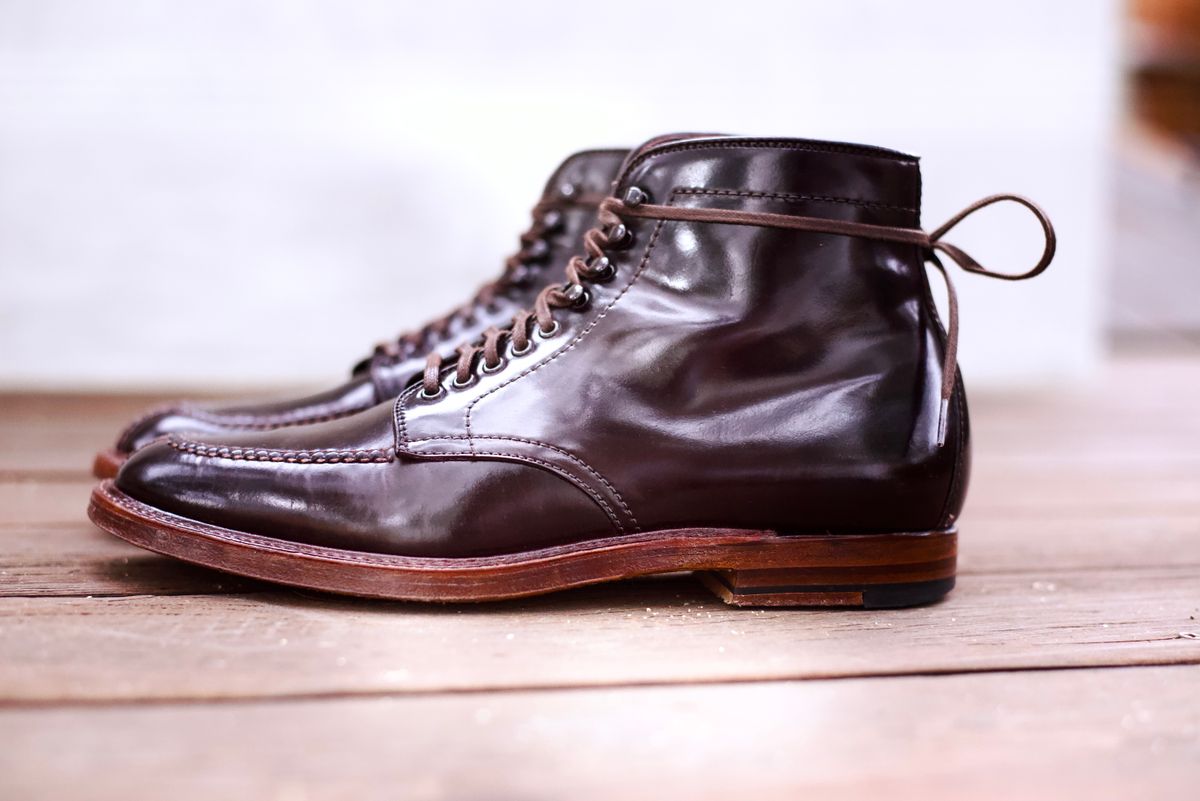 Photo by cordovanandcreases on January 1, 2023 of the Alden Tanker Boot in Horween Color 8 Shell Cordovan.