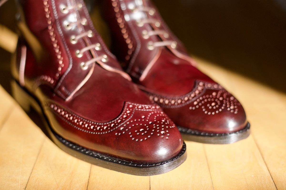 Photo by cordovanandcreases on November 3, 2022 of the Allen Edmonds Dalton Wingtip Dress Boot in Horween Color 8 Shell Cordovan.