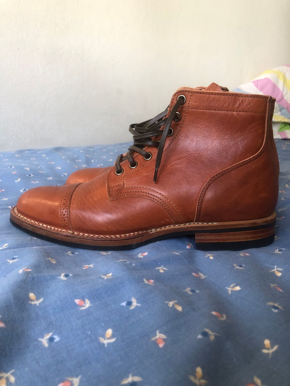 Photo by AiPhuGyu on October 6, 2025 of the Viberg Service Boot BCT in Horween Natural Dublin.