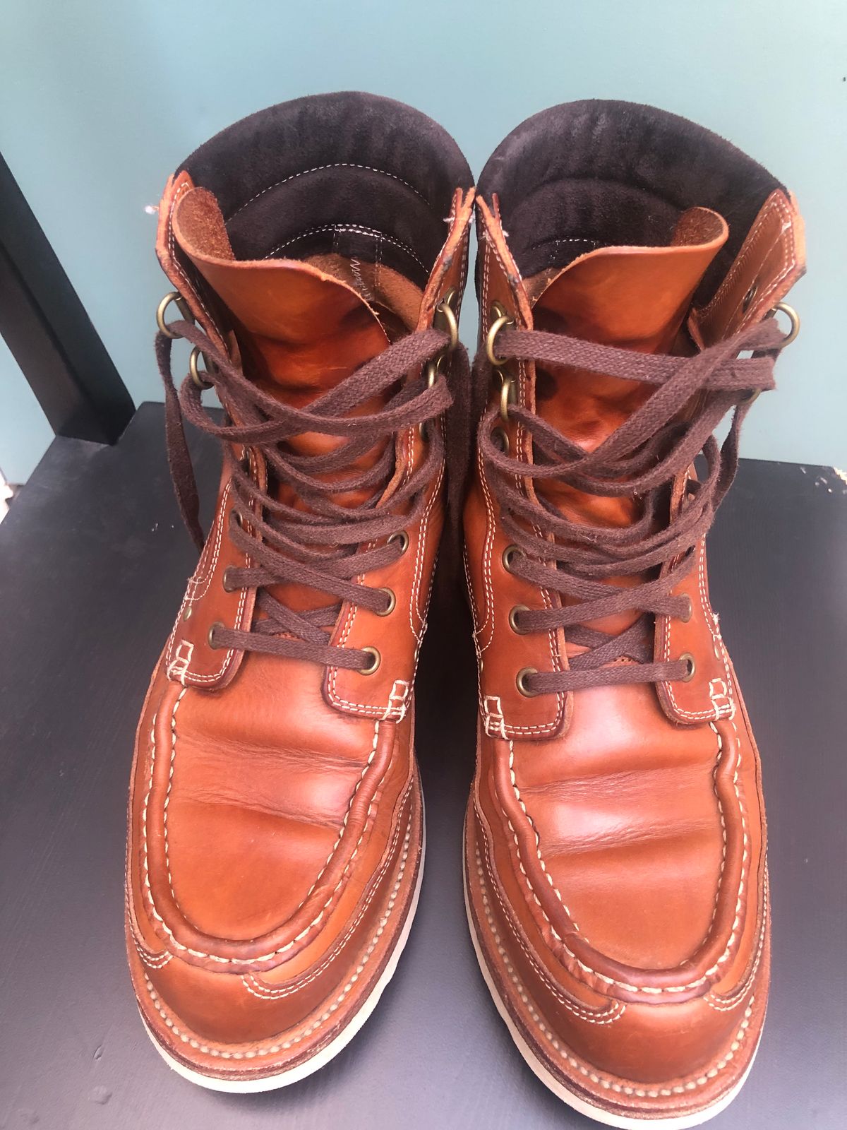 Photo by AiPhuGyu on December 5, 2022 of the Grant Stone Field Boot in Badalassi Carlo Saddle Tan Minerva.
