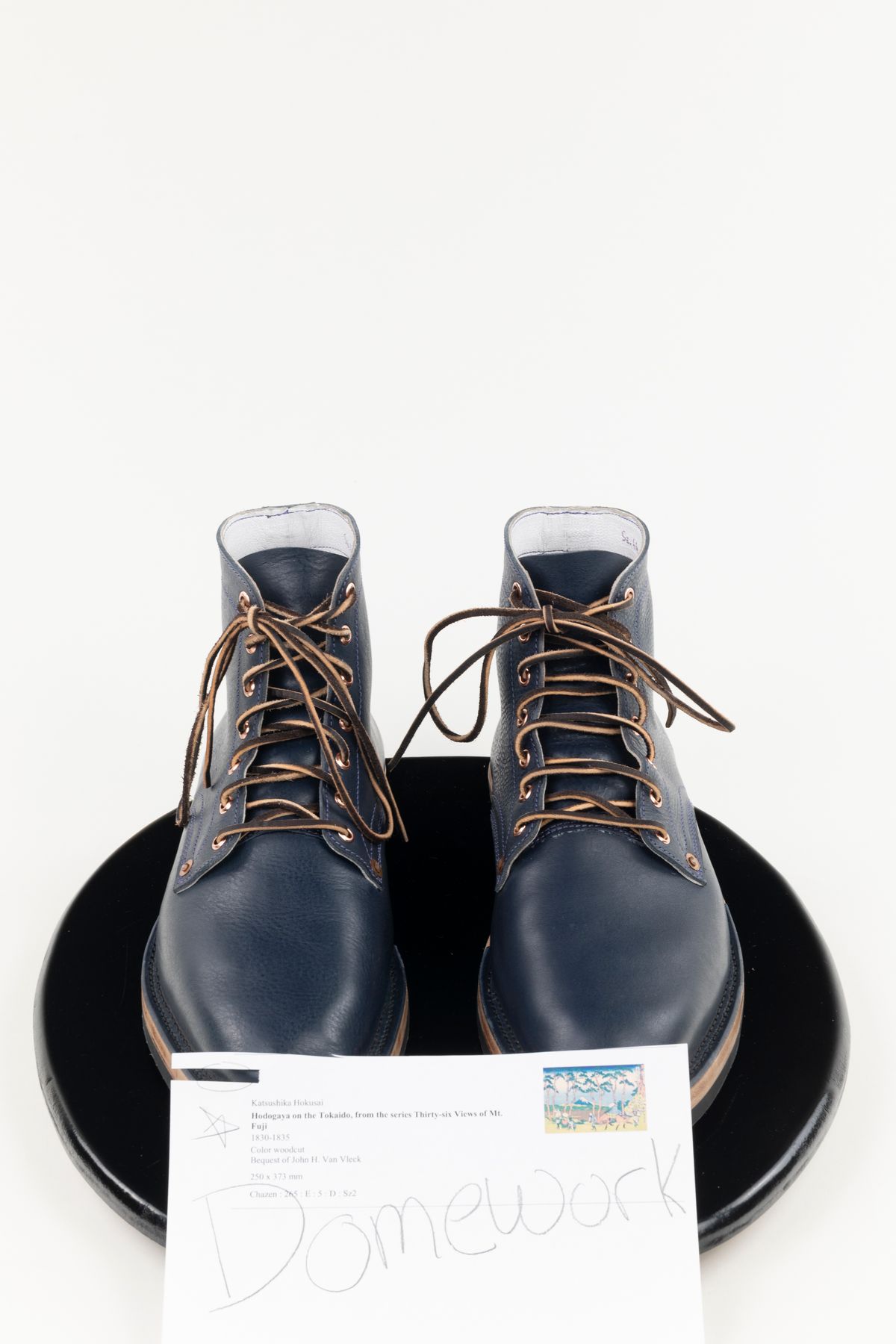 Photo by montyberns on October 4, 2022 of the Endurance Leather Co. Unlisted Model in Conceria Puccini Attilio Navy Koala.