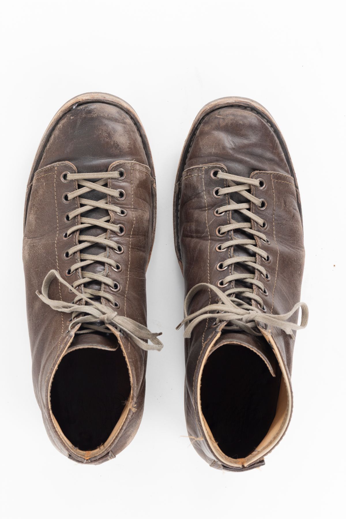 Photo by montyberns on January 3, 2026 of the House Of Berns Grip in Horween Esspresso Vermont DHF.