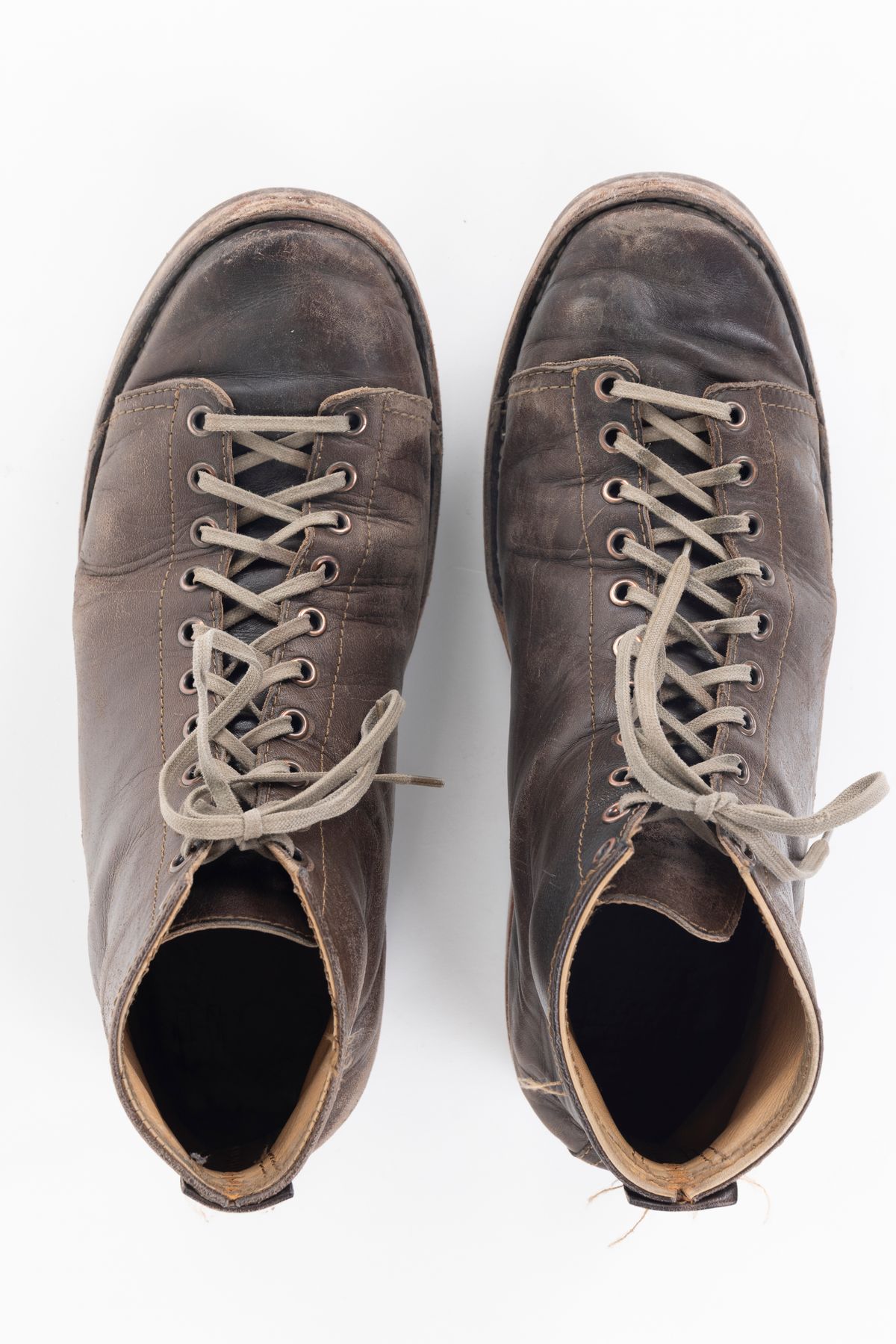 Photo by montyberns on March 3, 2026 of the House Of Berns Grip in Horween Esspresso Vermont DHF.