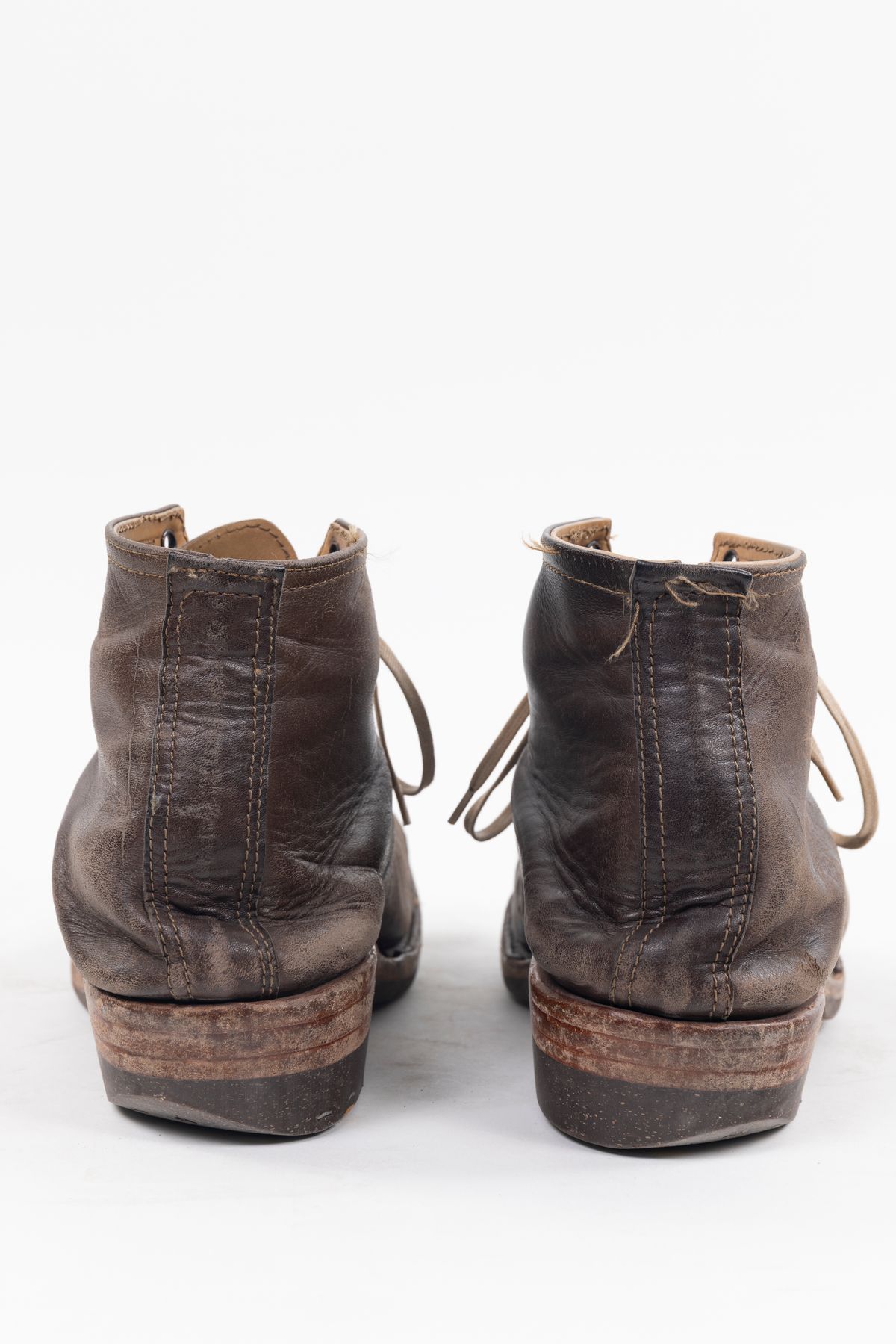 Photo by montyberns on March 31, 2026 of the House Of Berns Grip in Horween Esspresso Vermont DHF.