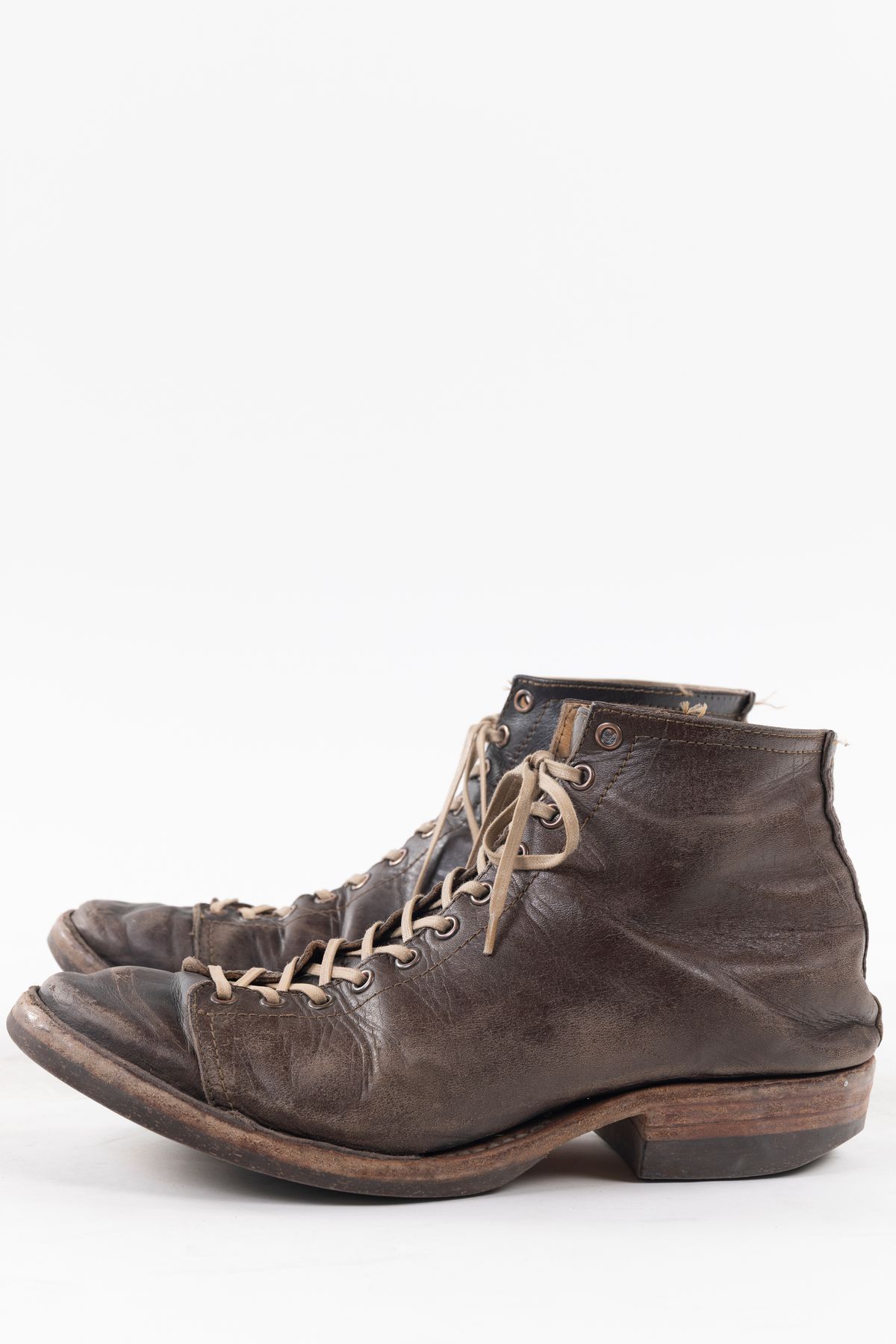 Photo by montyberns on March 31, 2026 of the House Of Berns Grip in Horween Esspresso Vermont DHF.