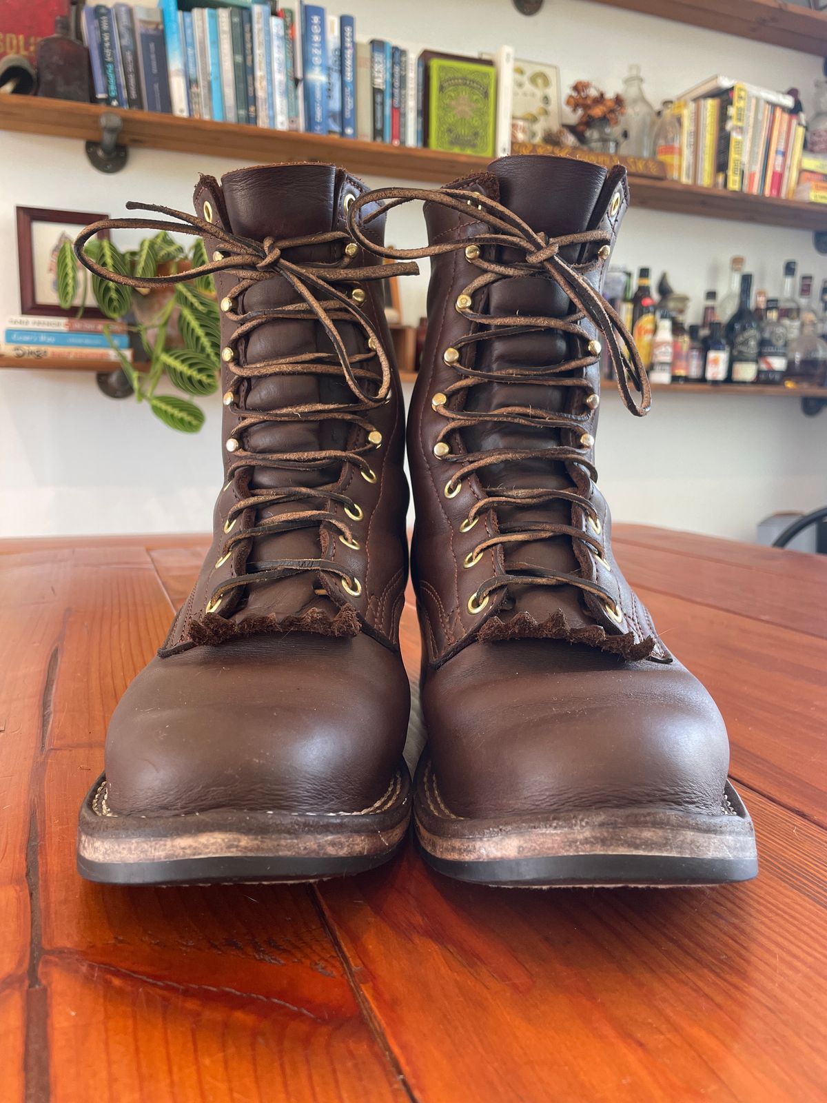 Photo by raycharleslyons on November 4, 2023 of the Frank's Boots Front Range in Seidel Walnut Oil Tan.