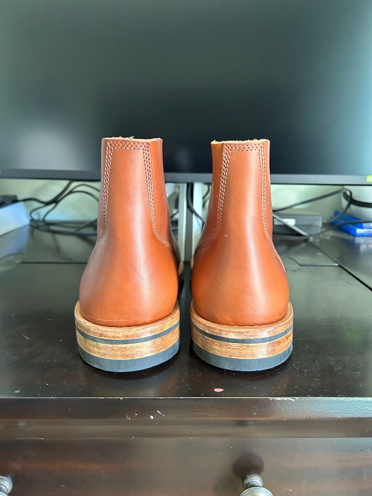 Photo by Mikejones100 on October 3, 2023 of the Oak Street Bootmakers Field Boot in Tempesti Brown Elbamatt Liscio.