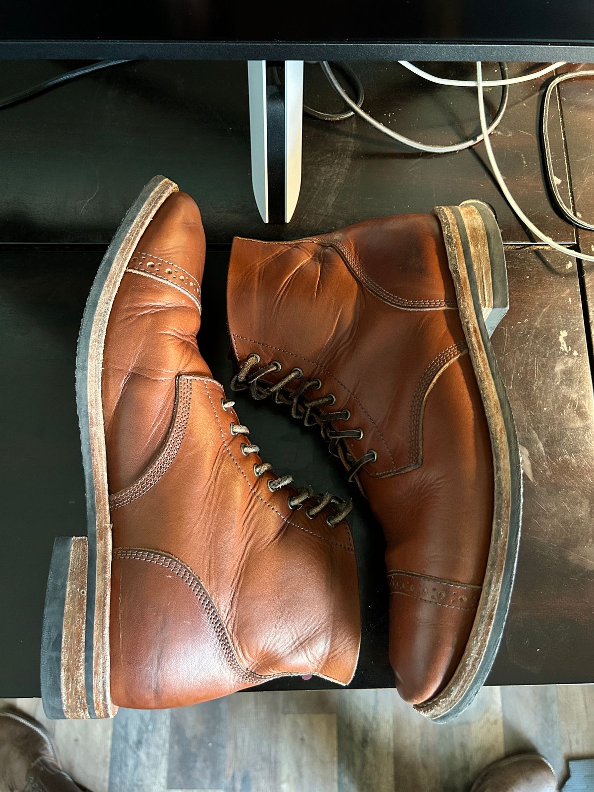 Photo by Mikejones100 on January 2, 2024 of the Oak Street Bootmakers Field Boot in Tempesti Brown Elbamatt Liscio.