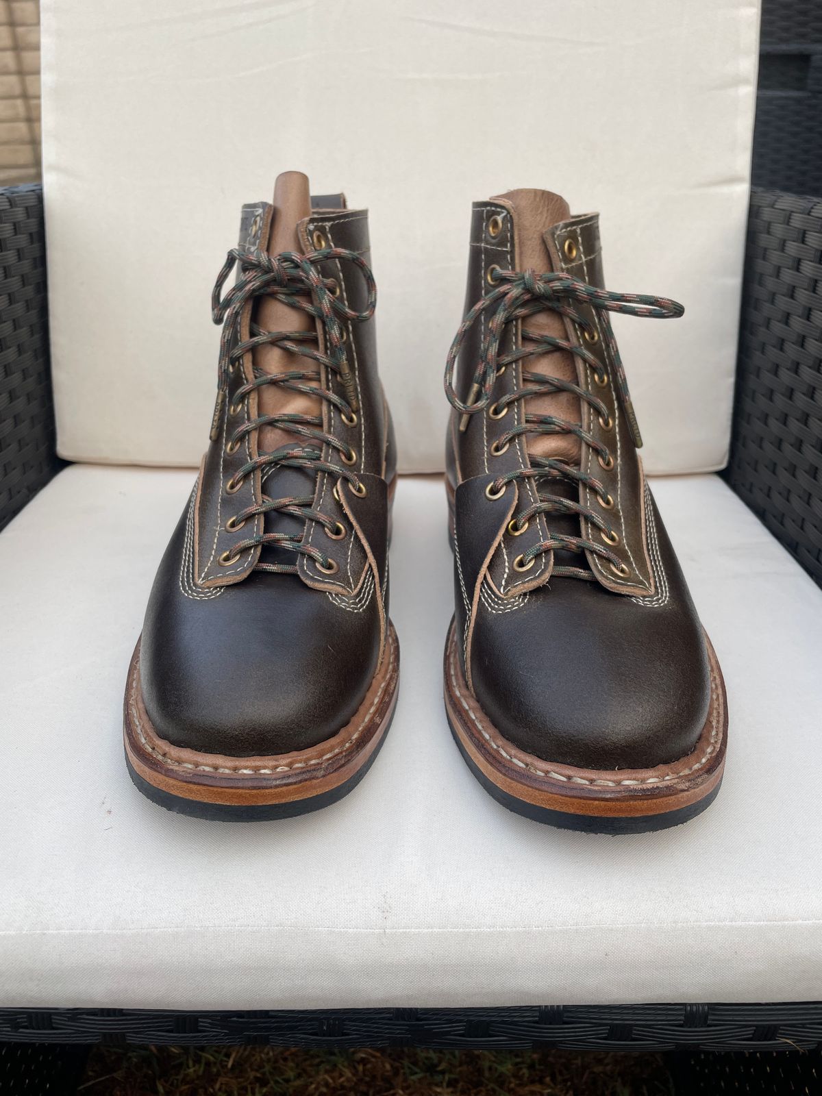 Photo by Mikejones100 on October 1, 2022 of the White's Unlisted Model in Horween Olive Waxed Flesh.