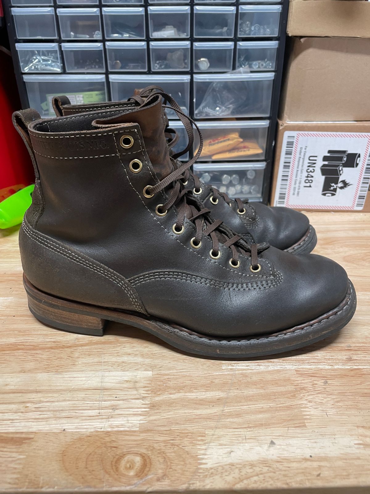 Photo by Mikejones100 on February 5, 2023 of the White's Unlisted Model in Horween Olive Waxed Flesh.