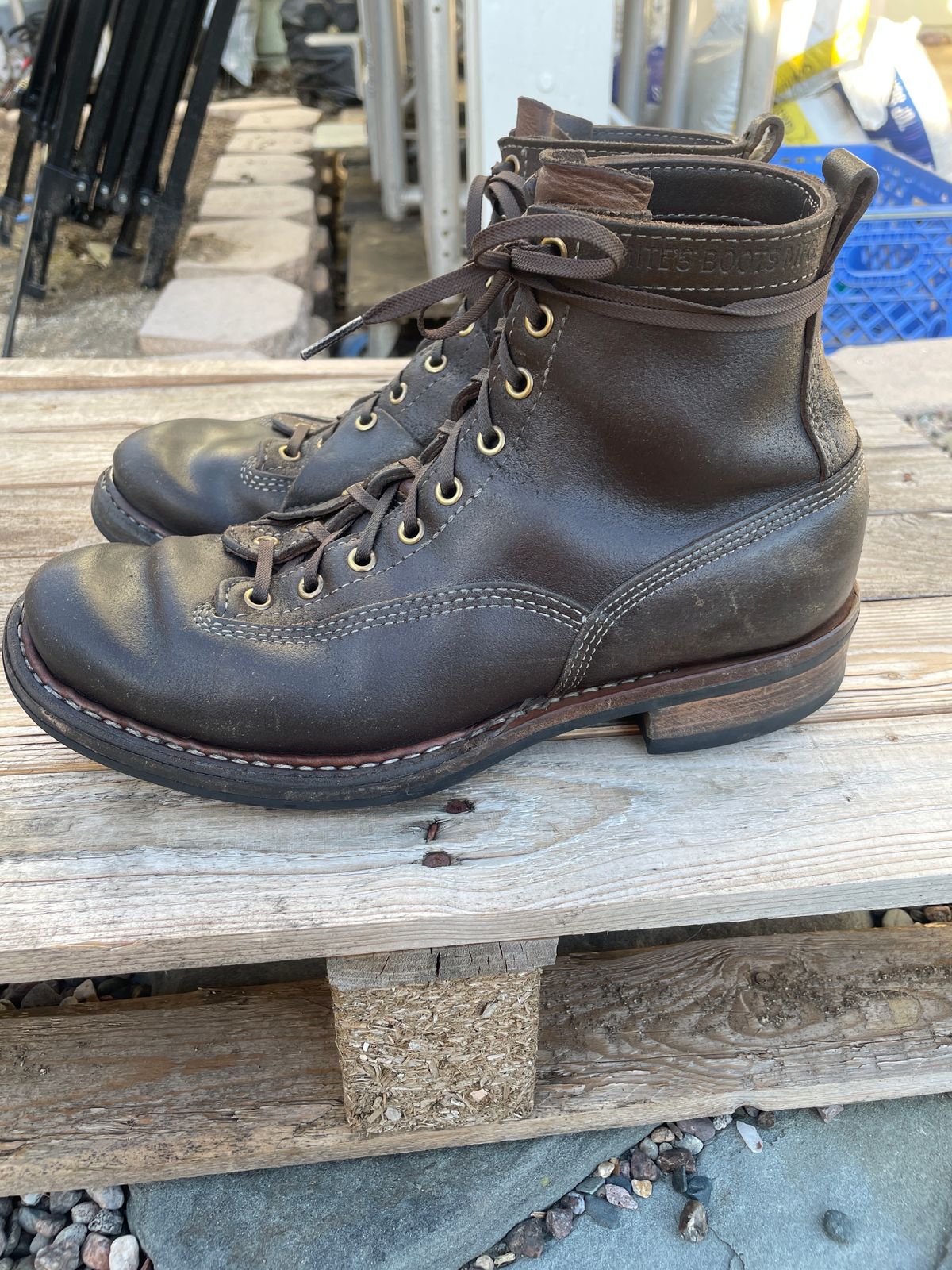 Photo by Mikejones100 on April 3, 2023 of the White's Unlisted Model in Horween Olive Waxed Flesh.